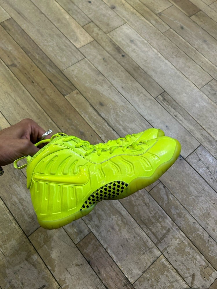 Size 7Y - Nike Air Foamposite Pro 2021 Volt (GS)