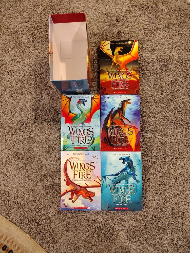 Wings of Fire Boxset, Books 1-5  by Tui T. Sutherland Scholastic NEW Paperbacks