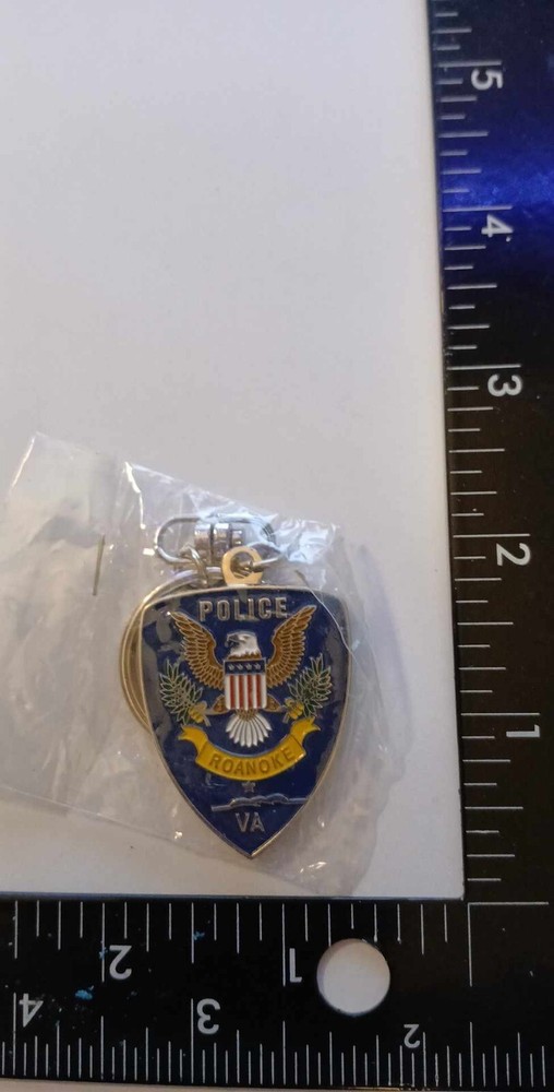 Vintage Roanoke City Virginia VA State Police Car Metal Keychain Keyring