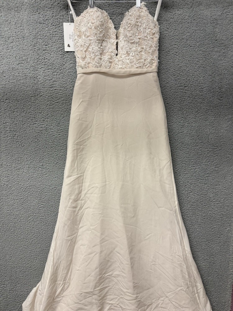 Emmaline Bridal Ivory Floral Embroidered Beaded A Line Dress Women's Size 10 POE