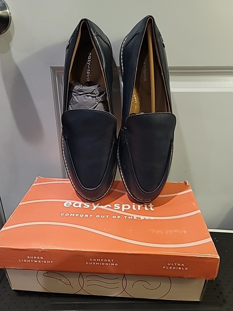 Easy Spirit Women's Jaylin Navy Leather Loafers Size 11 W Wide Shoes New In Box