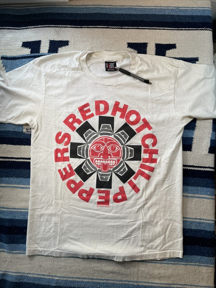 ORIGINL RED HOT CHILI PEPPERS vintage 1991 AZTEC t shirt GIANT TAG XL FLAWLESS