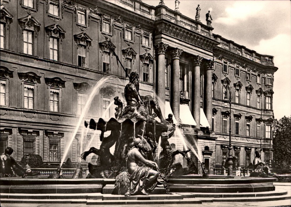RPPC Neptune Fountain Berlin Germany vintage postcard c916