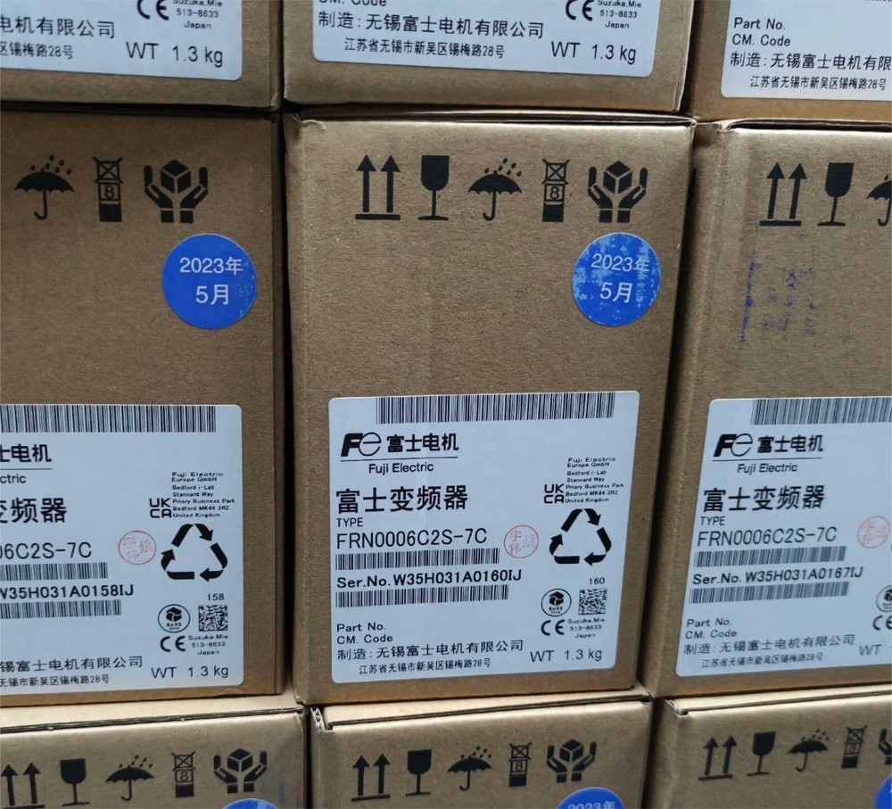 1Pcs  Fuji   Frn0006C2S-7C   Inverter Brand New In Box .Dhl/Ups