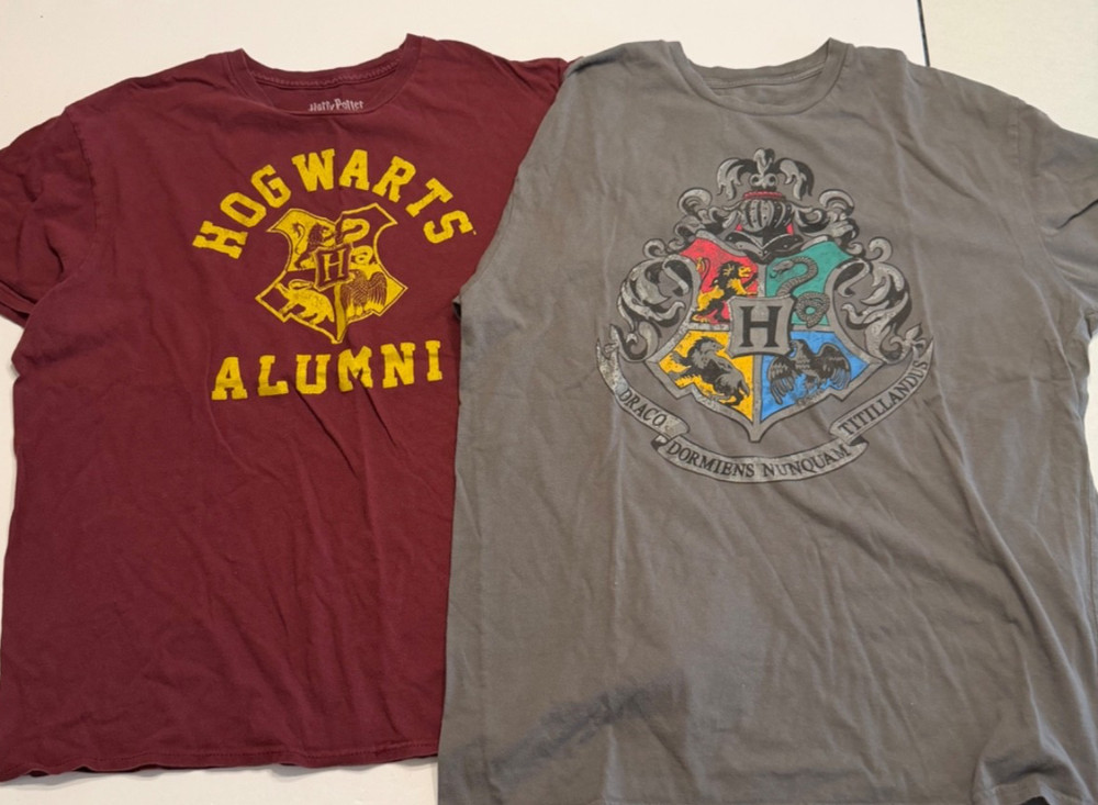 Lot of 2 Harry Potter Hogwarts T-shirts XL Maroon and Grey