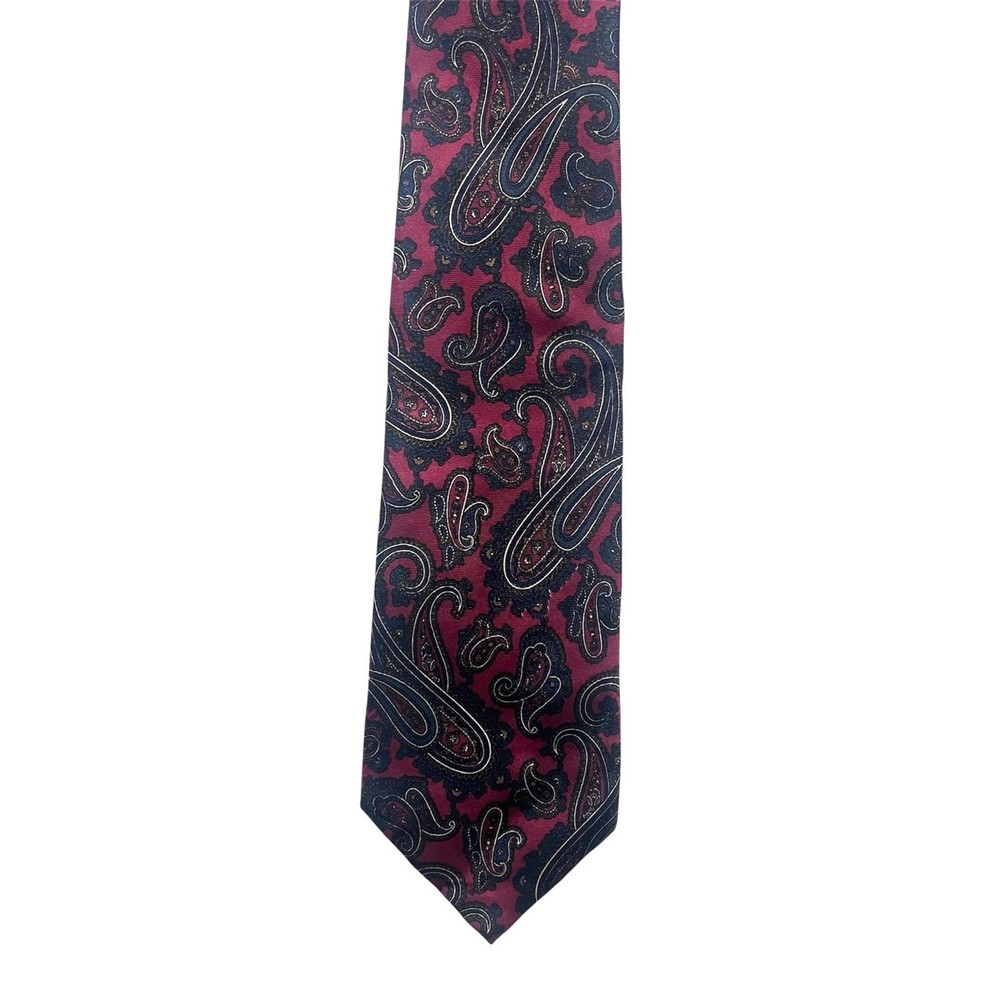 Briar Vintage Silk Paisley Tie Burgundy Italian Made in USA Menswear Preppy