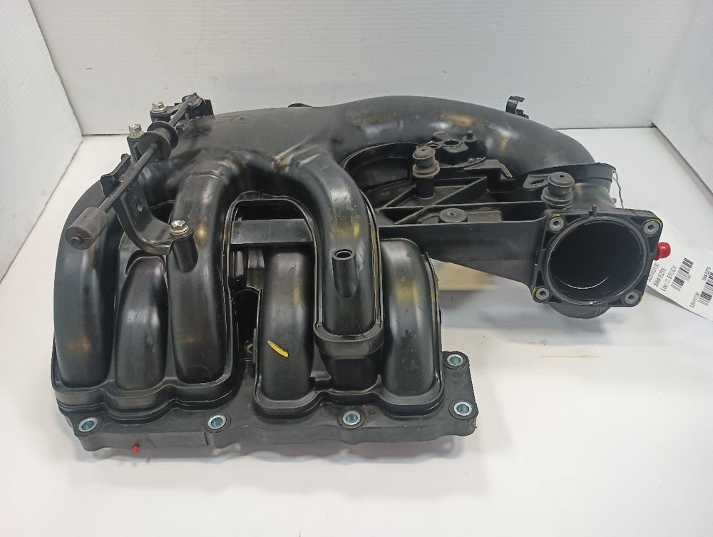 2022 Toyota Tacoma 3.5L Upper Intake Manifold 11748203