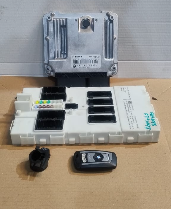 OEM BMW 320d N47N F30 2012 -2017  ENGINE CONTROL UNIT DDE ECU KIT +KEY - 8573259