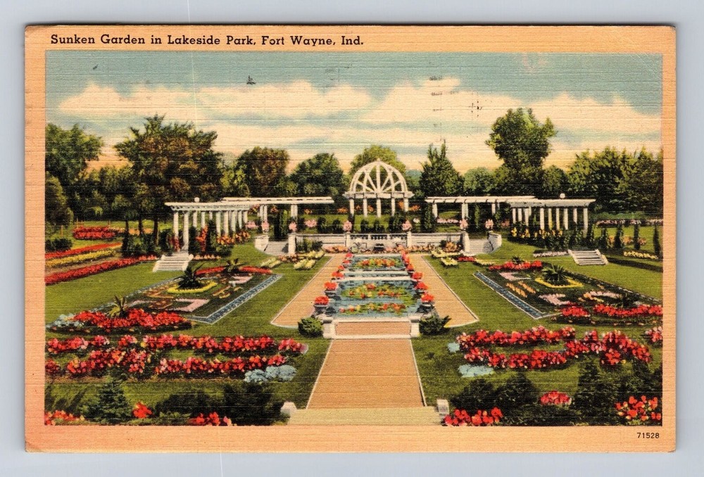 Fort Wayne IN-Indiana, Sunken Garden In Lakeside Park, Vintage c1943 Postcard