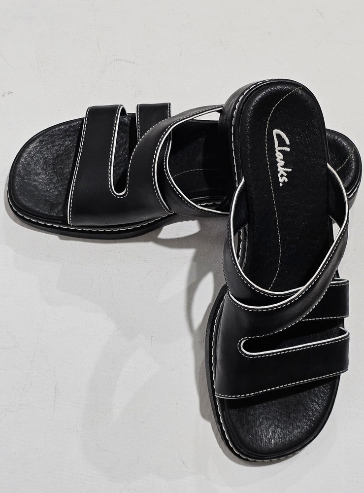 Clarks 7M Leather Slip-On Sandals Cute Comfortable Shoes See Pics