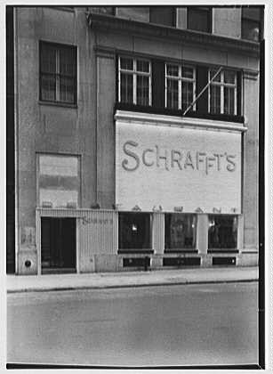 Photo:New York City NY 1940 Schrafft's 18 E 43rd St Exterior Storefront