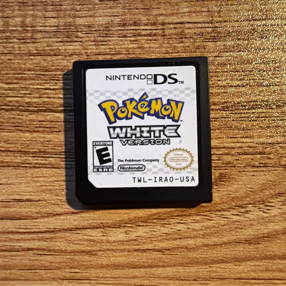 Pokemon White Version - Nintendo DS