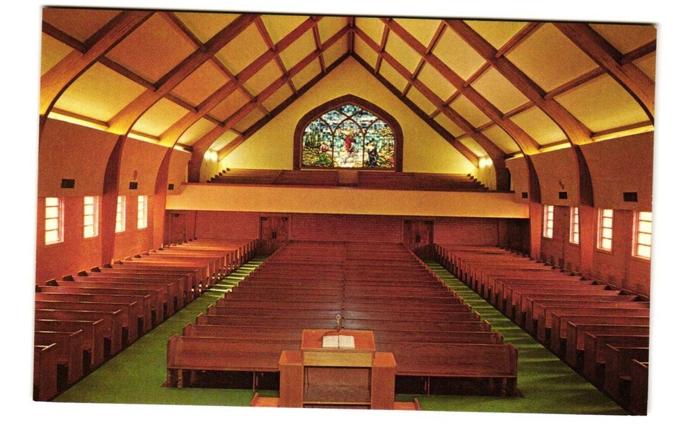 First Baptist Church, Groves TX vintage postcard unposted
