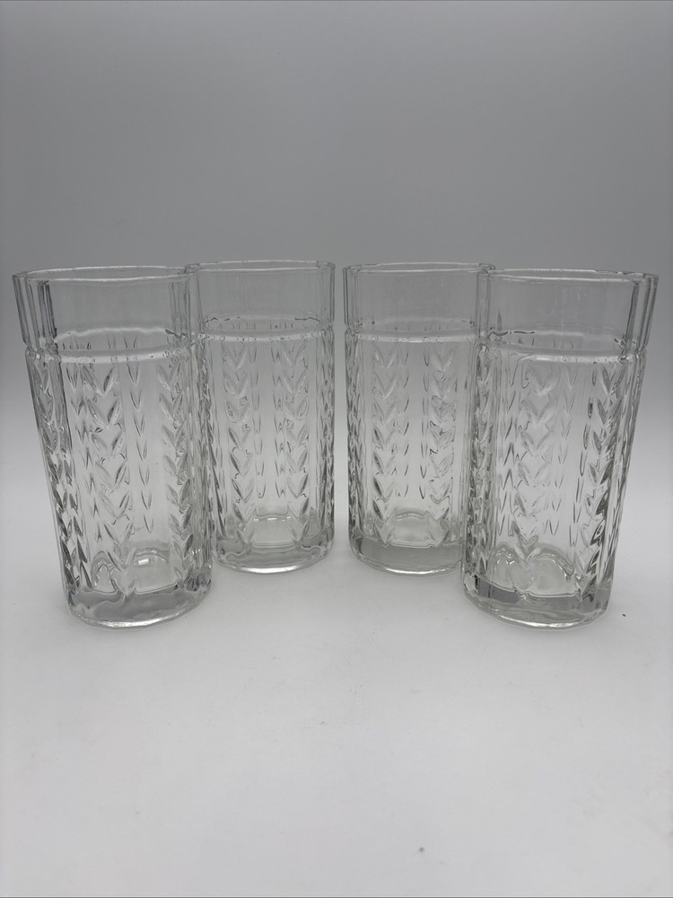 (4) Vtg 6.25” ANCHOR HOCKING VERTICAL LAUREL LEAF DESIGN CLEAR GLASSES 160Z