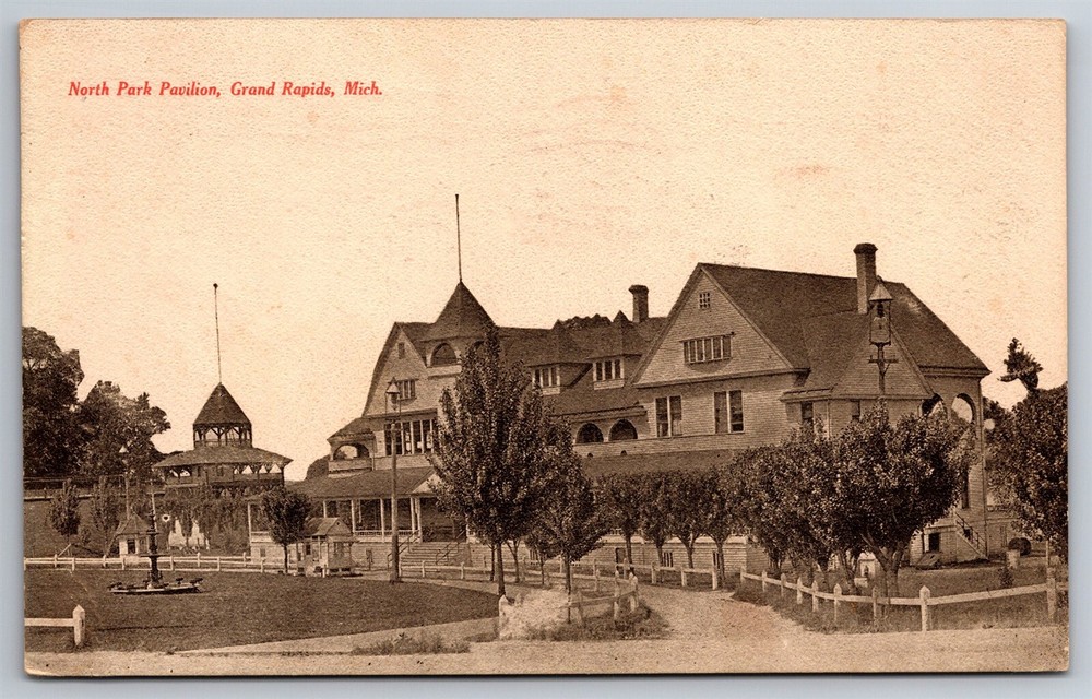 Pavilion In North Park Grand Rapids MI C1907 Postcard N25