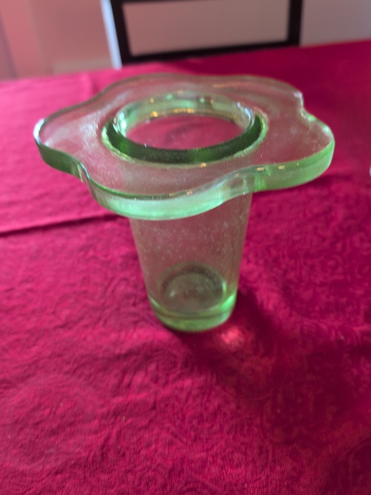 Vintage GLOWY - Favicri Portugal Glass Vase Green Color Flower Petal Top