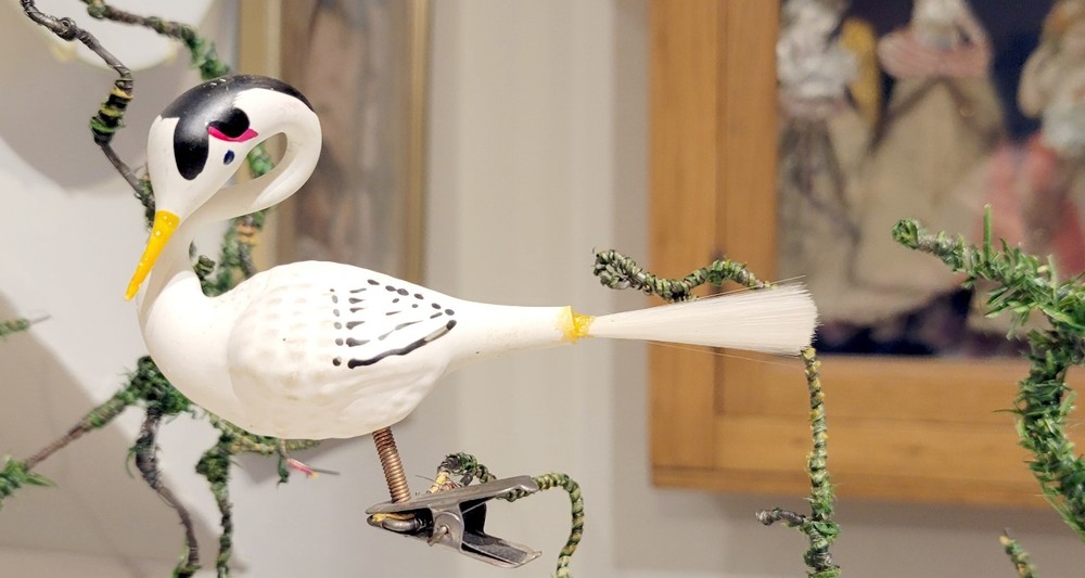 Un-silvered White Swan, on Clip, with Spun Glass Tail.  1920s German Ornament