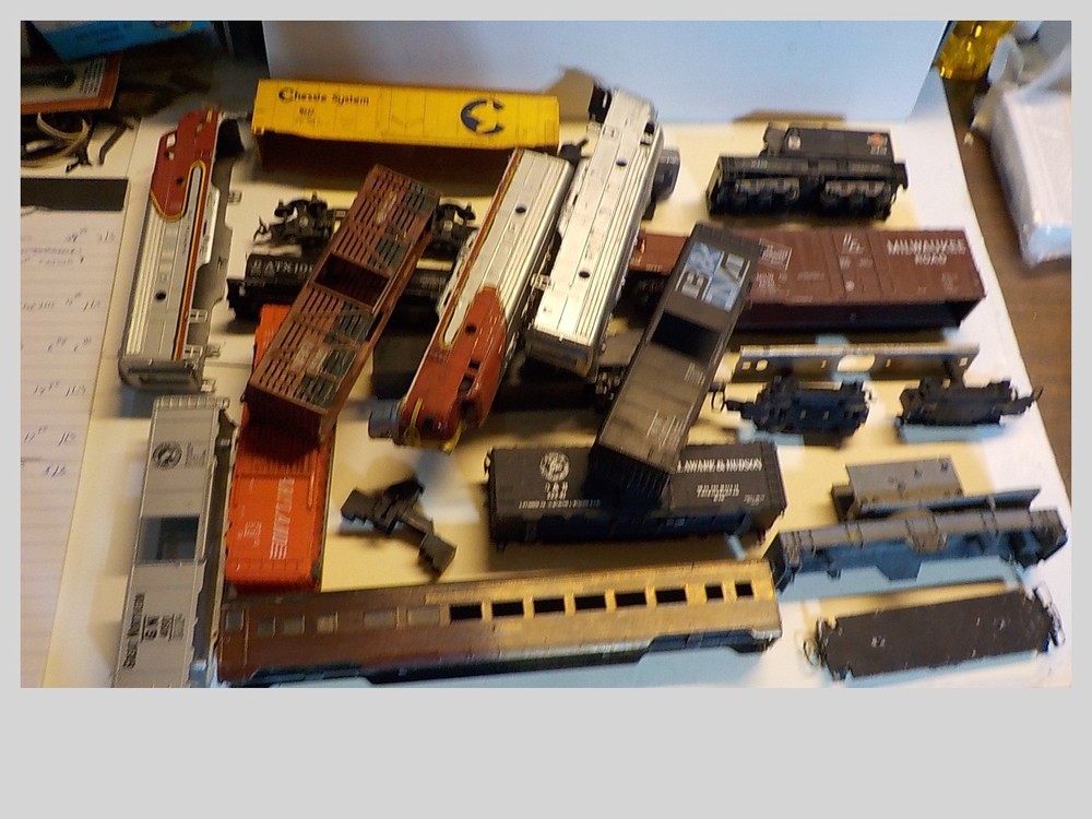 HO Large Lot Of Freight Car Bodys Engine Shells Frames ETC For Parts Or Repair