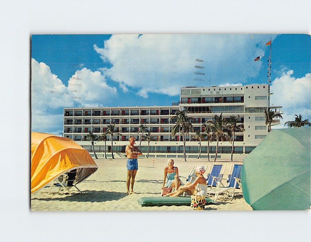 Postcard Yankee Clipper Hotel Fort Lauderdale Florida USA