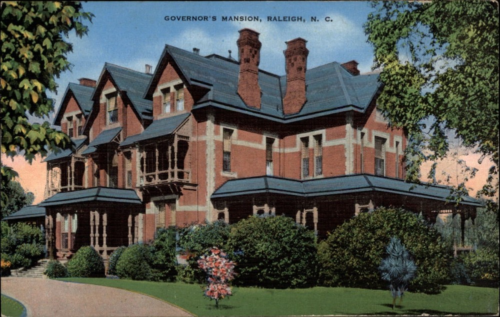 Raleigh North Carolina Governor's Mansion ~ unused linen postcard sku675