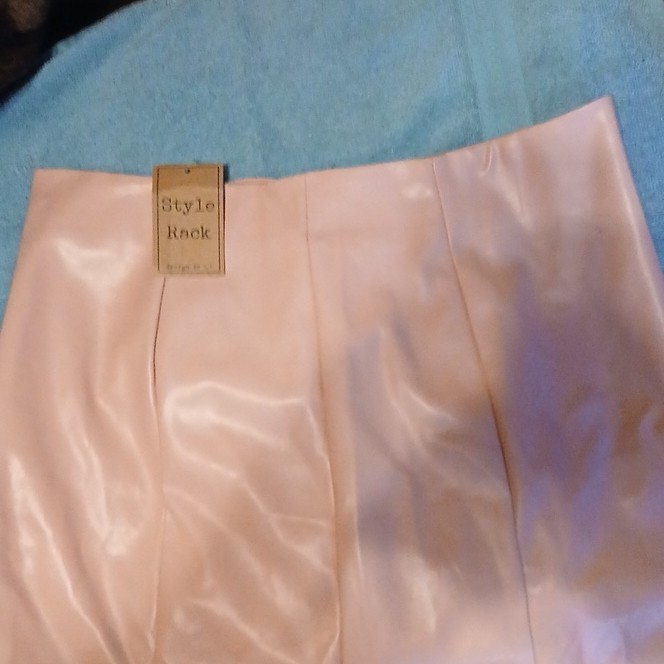 Style Rack Pink Faux Leather Pleated Short Pencil Skirt Zip Closure Size L