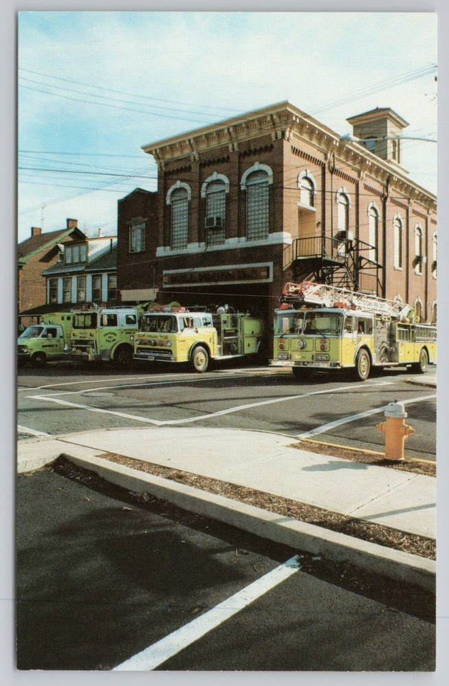 Philadelphia Steam Fire Engine Co. #1 Penn St. Pottstown Pennsylvania Postcad