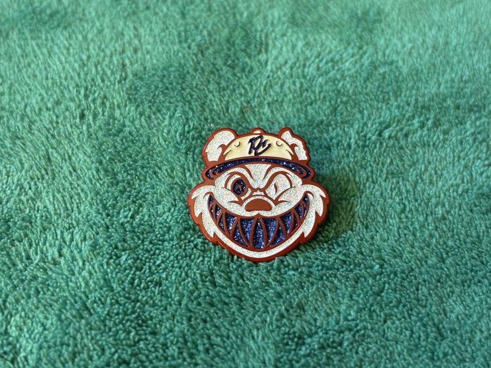 Pinzcity White Glitter Blue Grill Scare bear Red Hat Pin Cream Hat LA Dodgers