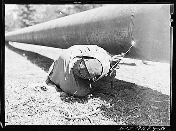 Arkansas Texas Line Gurdon Arkansas 1940s War Emergency Pipeline Worker