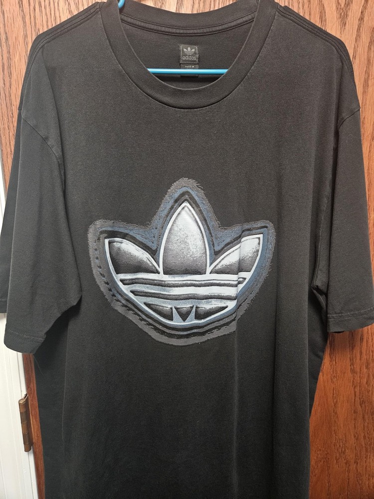 Adidas Shirt Mens 2XL Black Graphic Trefoil Logo Crew Neck Short Sleeve Tee