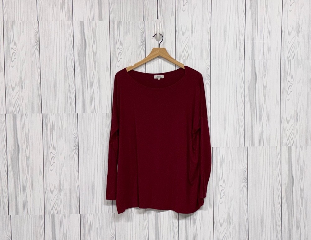 Piko 1988 top womens size medium long sleeve solid red pullover