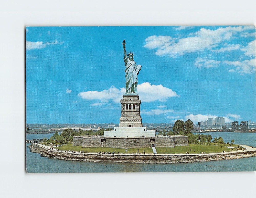Postcard Statue of Liberty NYC NY