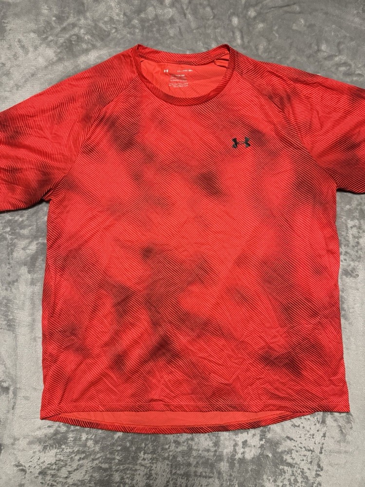 Under Armour The Tech Tee T-Shirt Mens 2XL Red Athletic Performance Short Sleeve
