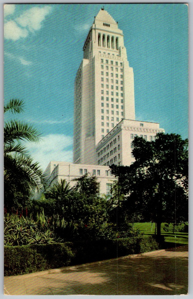 Vtg Postcard City Hall Tower Los Angeles, CA 1940s