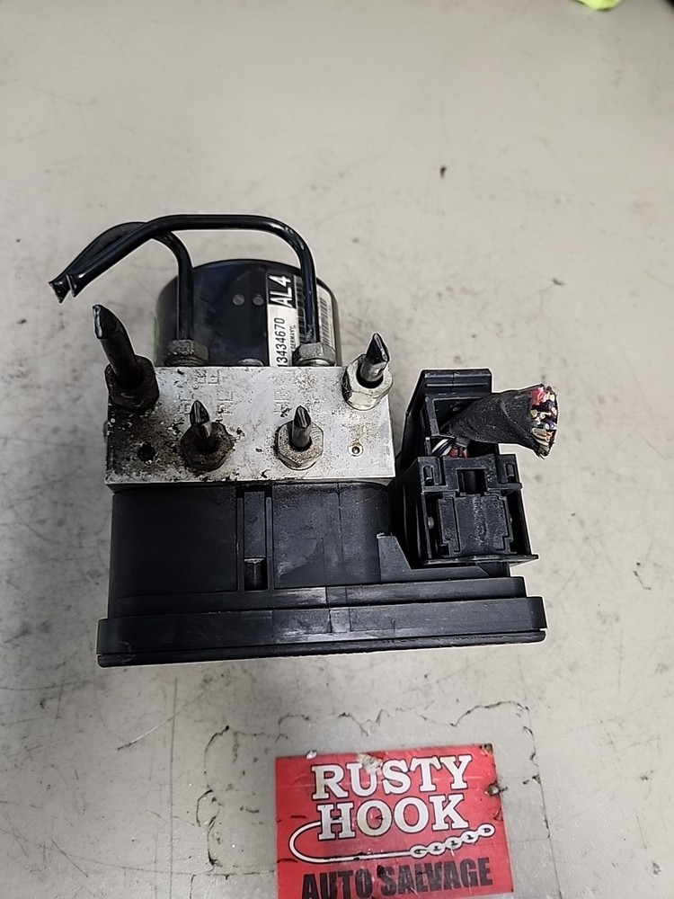 2014 Chevrolet Cruze Antilock Brake Pump Module ABS 13434670