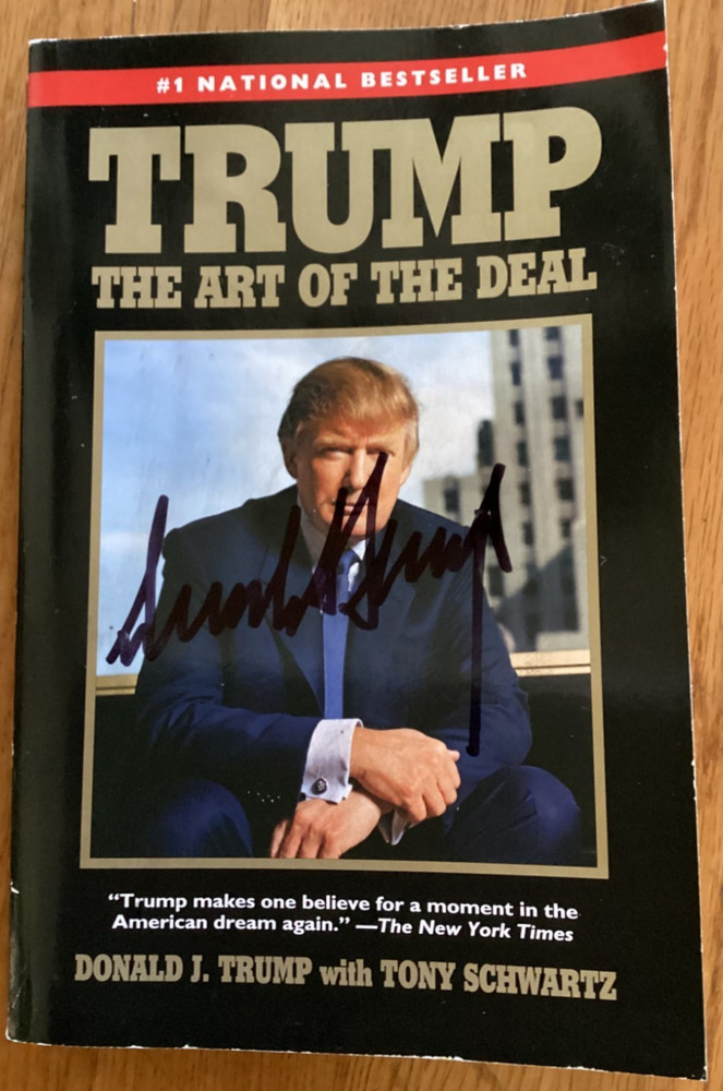 PRESIDENT DONALD TRUMP AUTOGRAPHED 