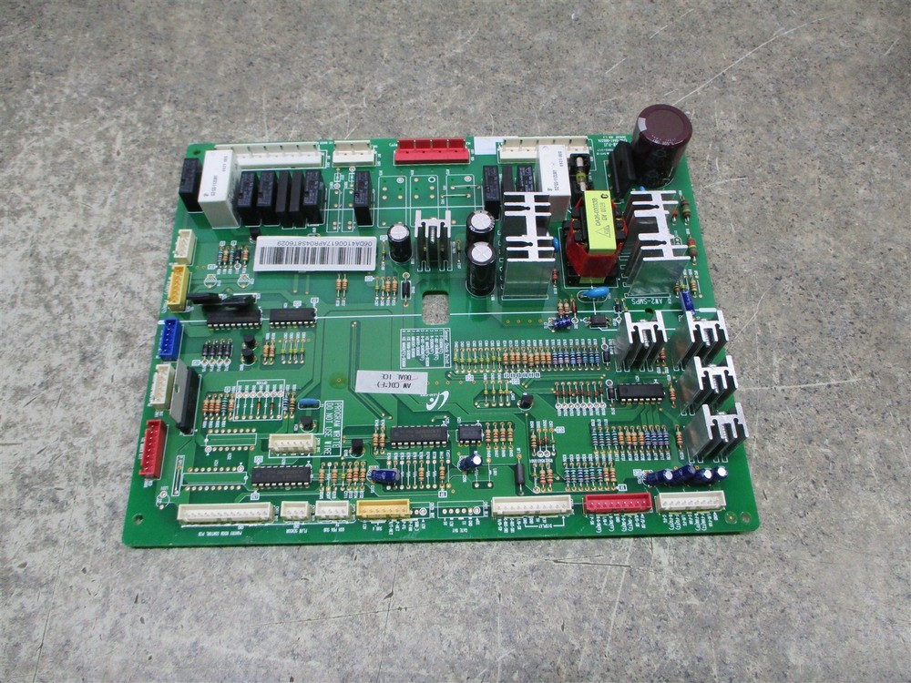Samsung Refrigerator Control Board Chipped Plug Part # Da41-00617A