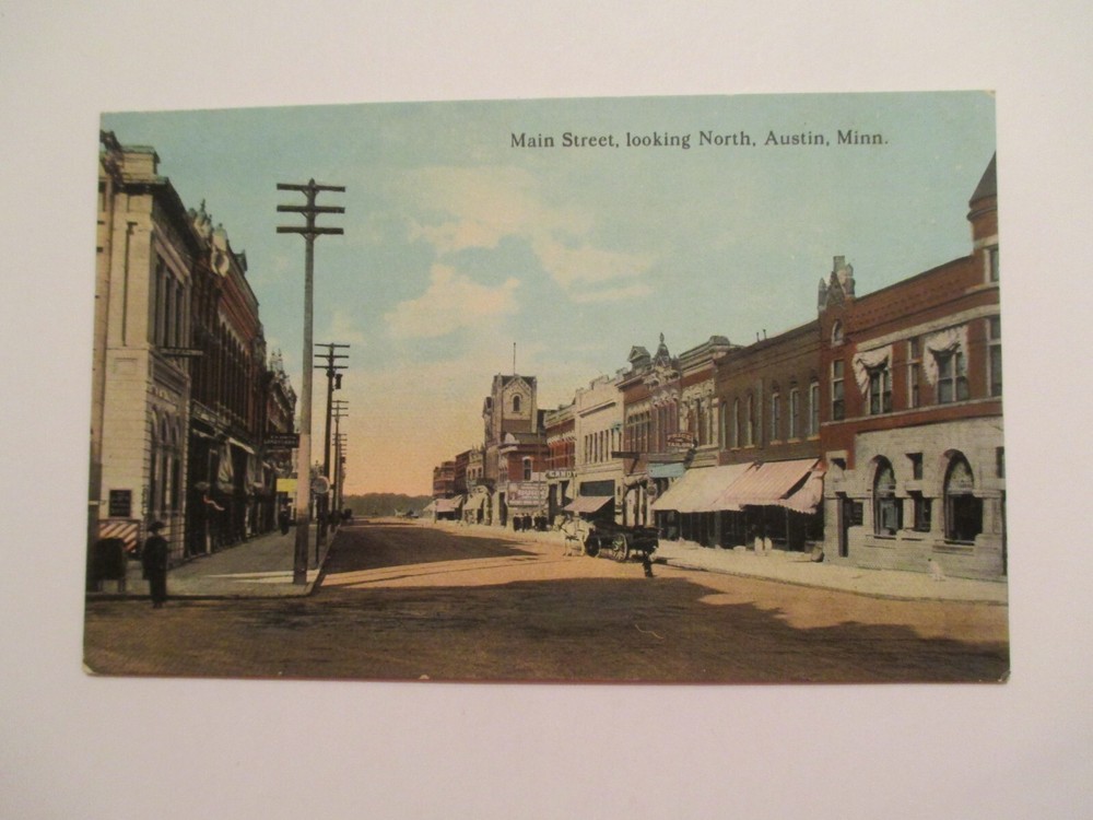 Austin Minnesota Postcard Main Street Looking North MN
