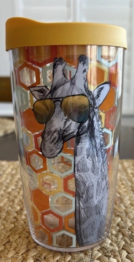 Tervis Giraffe In Shades Insulated Tumbler Made in USA Double Walled 16 Oz
