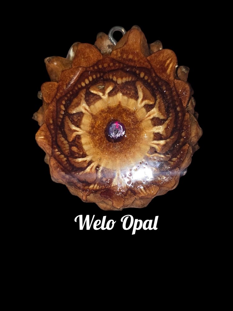 Knobcone (THIRD EYE) Pendant With Welo Opal
