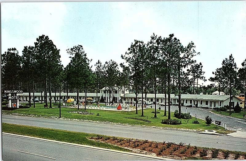 Postcard MOTEL SCENE Perry Georgia GA m/09 AJ0154