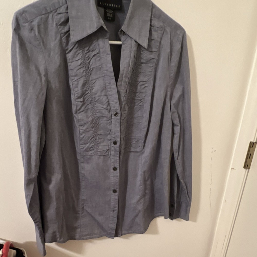 Attention Gray Pleated Button-Up Blouse Collared Long Sleeve Size L