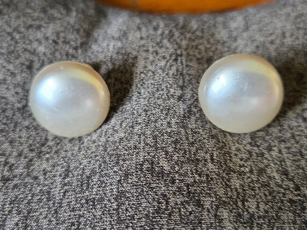 Vintage  Faux Pearl Button Screw On Silver Tone Earrings