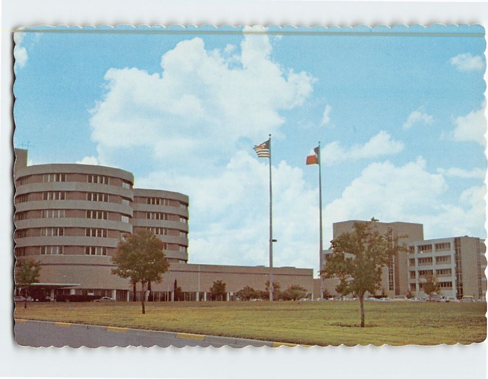 Postcard Scott & White Hospital Temple Texas USA