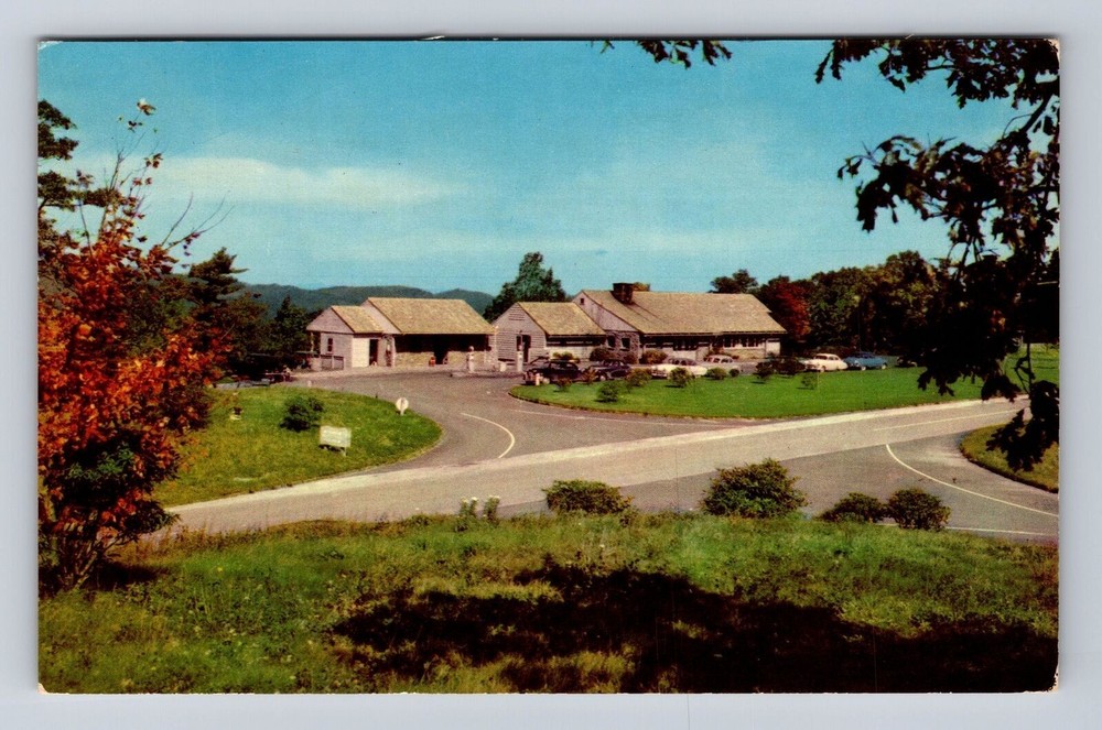 Blue Ridge Parkway NC-North Carolina, Bluffs Coffee Doughton, Vintage Postcard