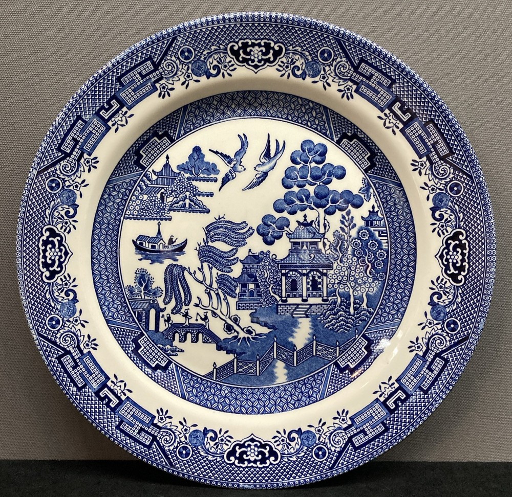 Churchill England Blue Willow Dinner Plate 10.25”