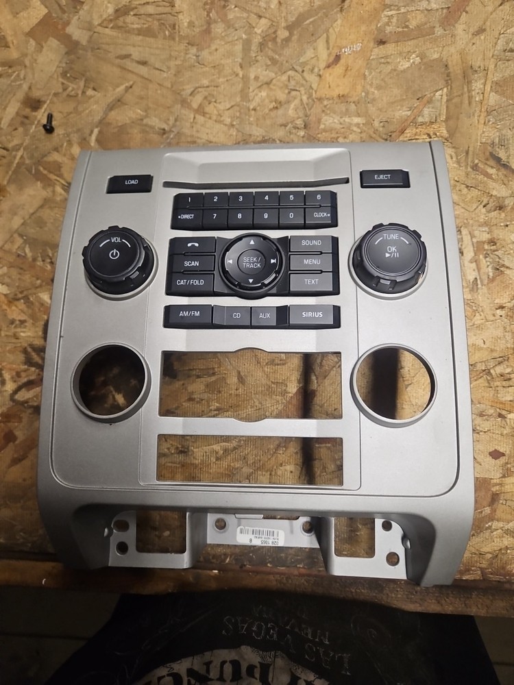 2009-2012 FORD ESCAPE RADIO CONTROL FACE PANEL 9L8T-18A802-ABW OEM grey