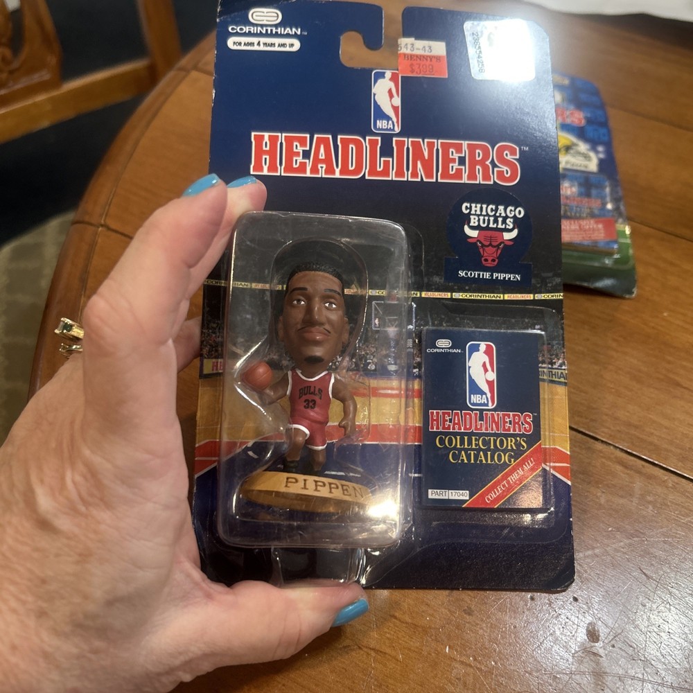Scottie Pippen Chicago Bulls Corinthian Headliners Basketball Figure 1996 NBA