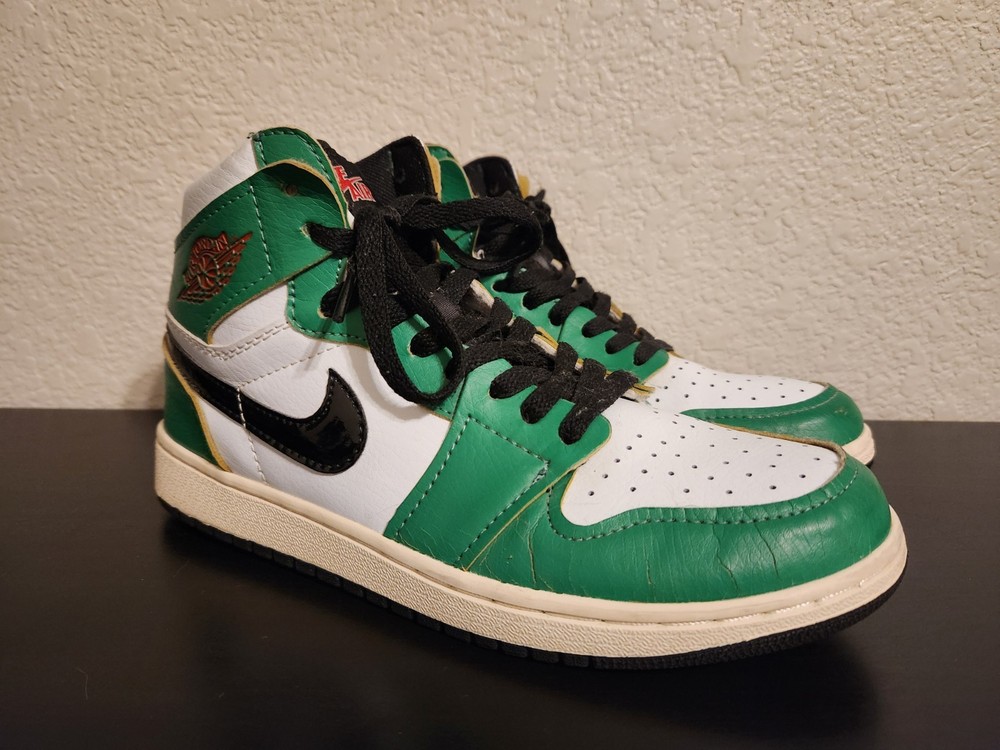Women’s Air Jordan 1 Retro High Og ‘Lucky Green’ Size 8 Look At All Pictures
