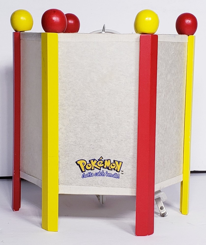 Vintage 2000 PokéMon Revolving Lamp, The Betesh Group, Nintendo
