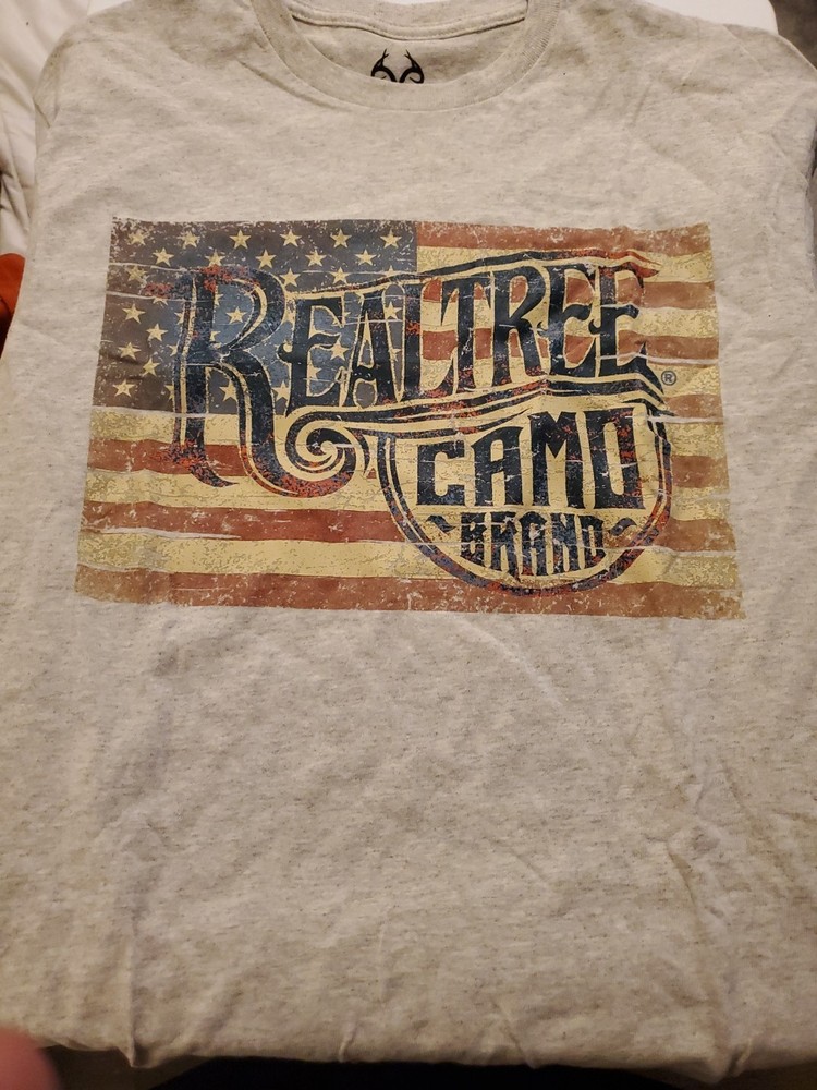 Realtree Men's Short Sleeve T-Shirt Size M